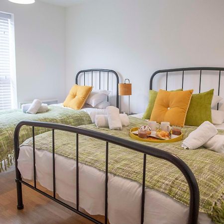 Coopers, Ground Floor Apartment With 2 Bedrooms And 2 Bathrooms Within A Georgian Listed Building Burton-upon-Trent Kültér fotó